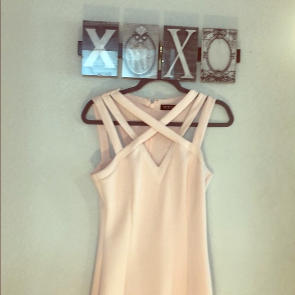 GUESS Blush Pink Body-Contour Mini-dress Size 6 - Picture 2 of 4